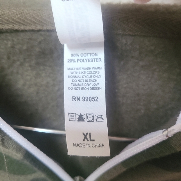 Arlington Hardware Green Camo Zip-Up Hooded Sweatshirt Size XL NWOT - Picture 4 of 5